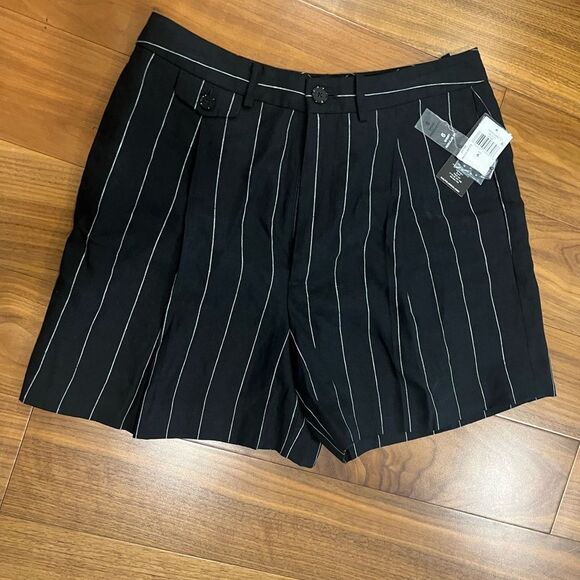 Ralph Lauren Black and white Striped Women's Shorts size 6 NWT - Picture 2 of 10
